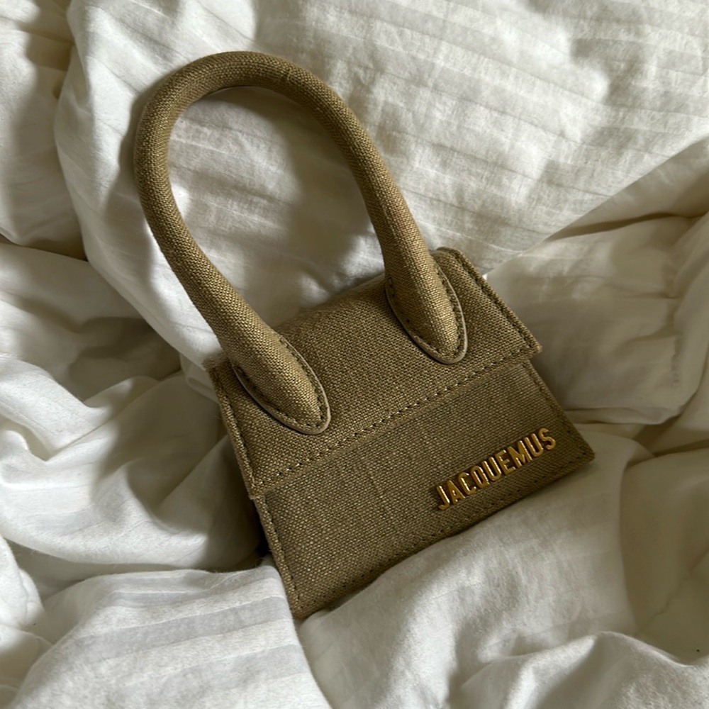 Jacquemus Le Chiquito